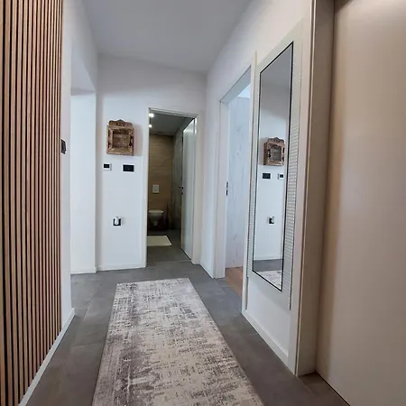 Apartment Ha&st